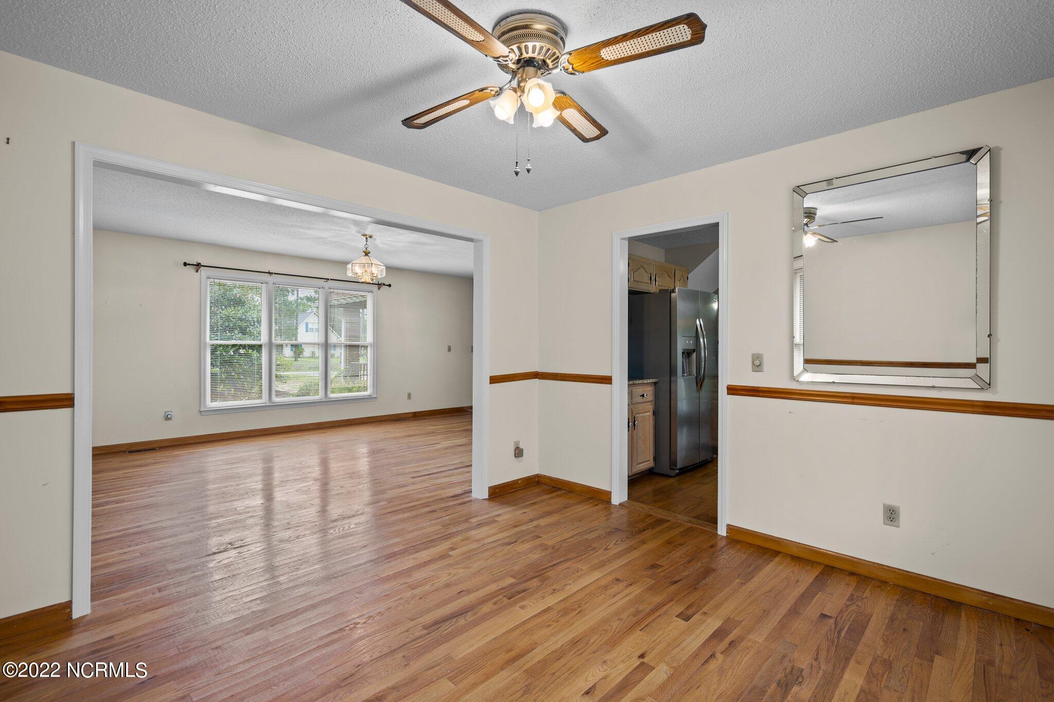 768 East Boiling Spring Road Southport, NC 28461 - Photo 7 of 46 32-web-or-mls-DSC00878