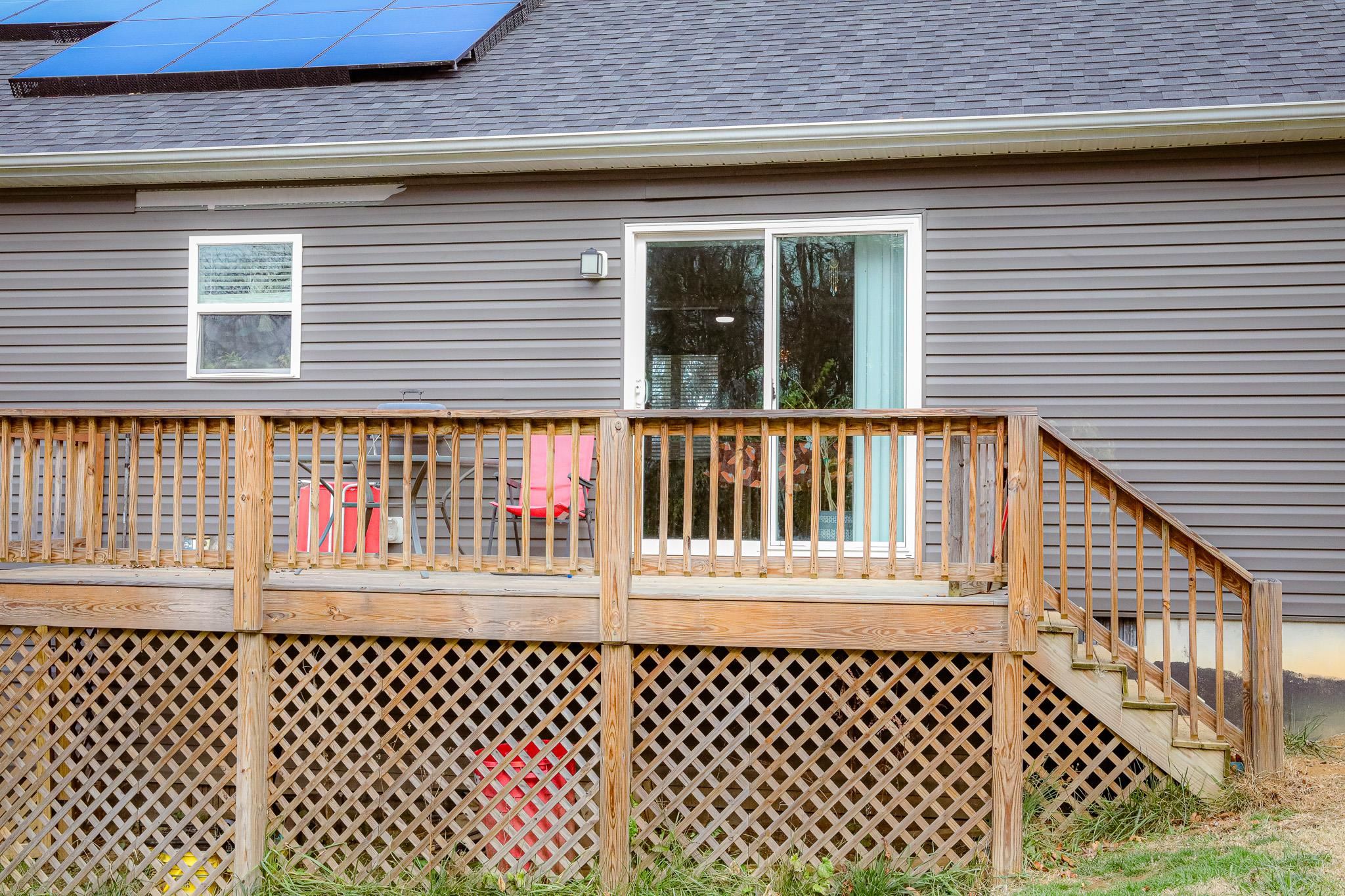 701 Western Road Waynesboro, VA 22980 - Photo 6 of 42 a balcony view with a wooden floor