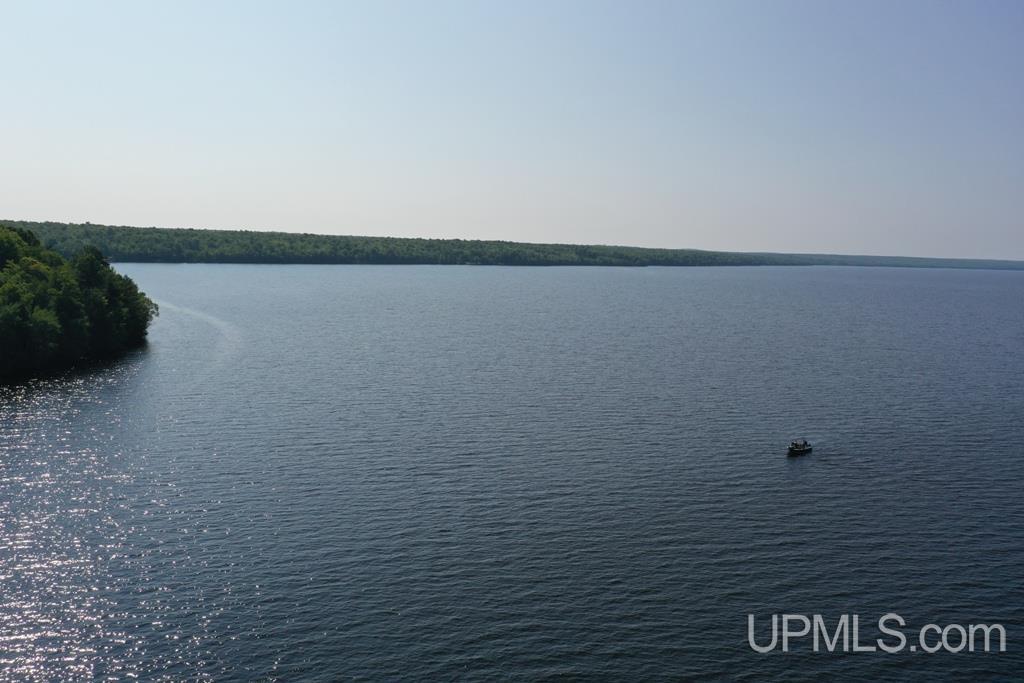 N11030 East Shore Road Bergland, MI 49910 - Photo 8 of 9 Gallery Image 8