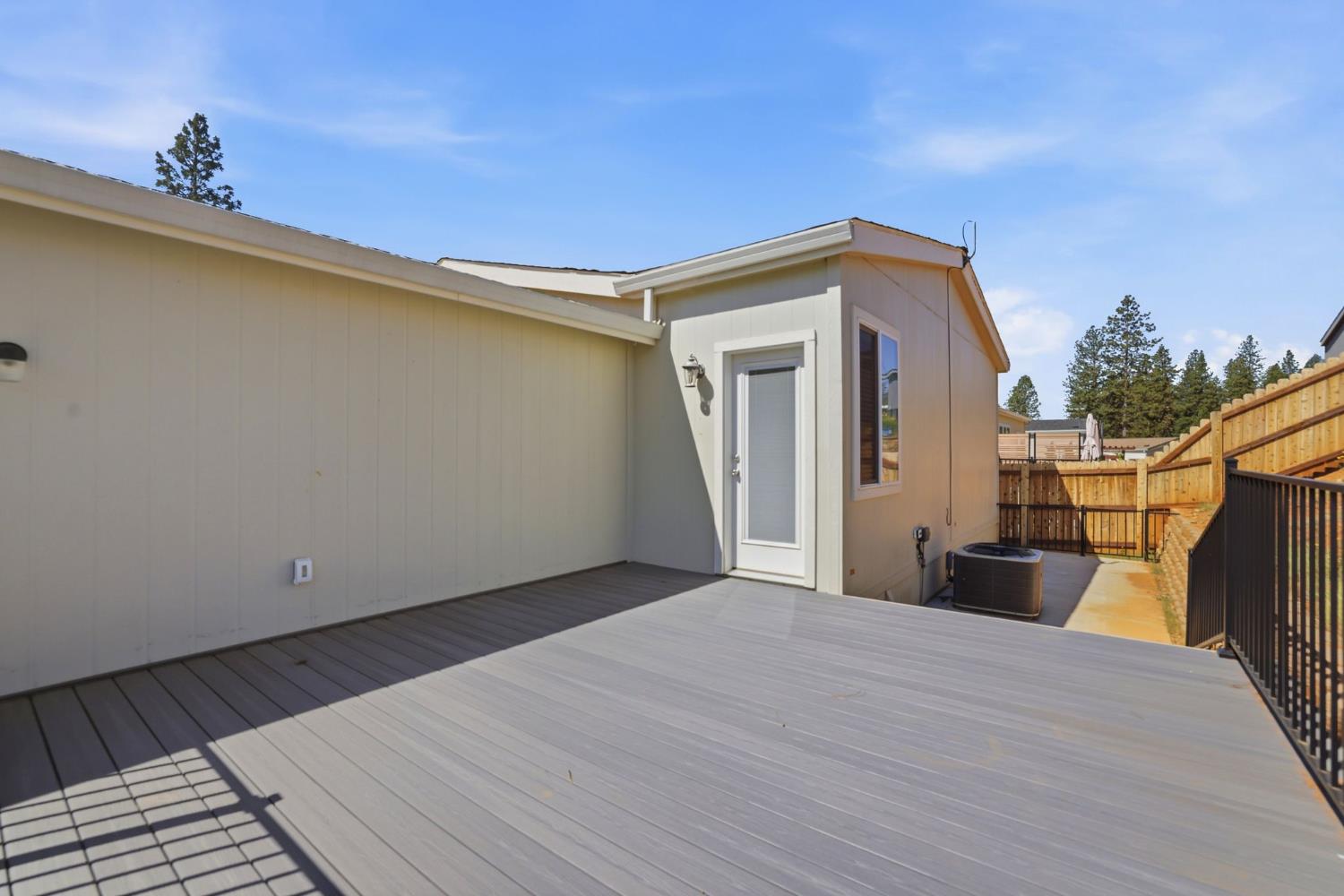 10168 Sawmill Loop Grass Valley, CA 95949 - Photo 37 of 52