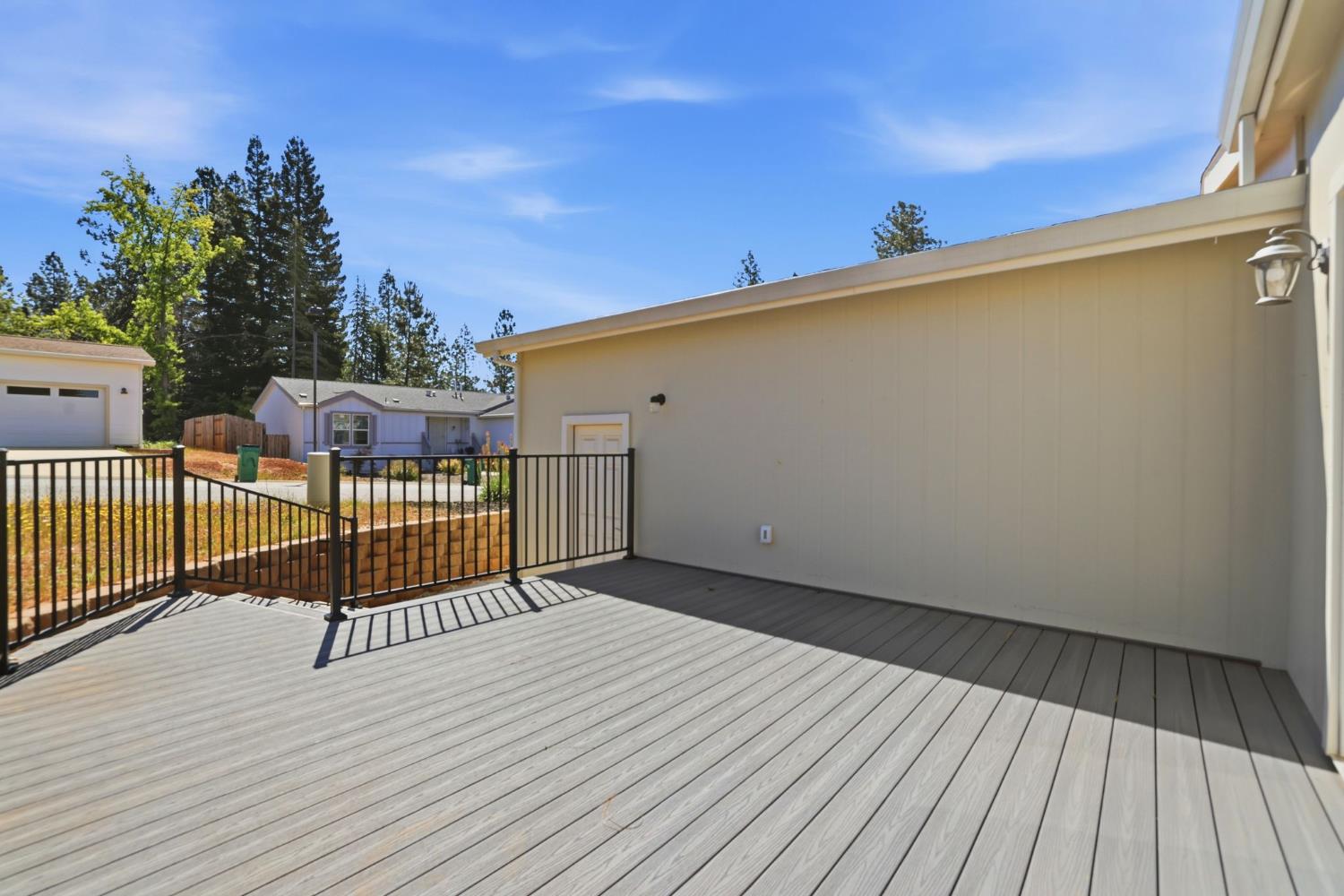 10168 Sawmill Loop Grass Valley, CA 95949 - Photo 38 of 52