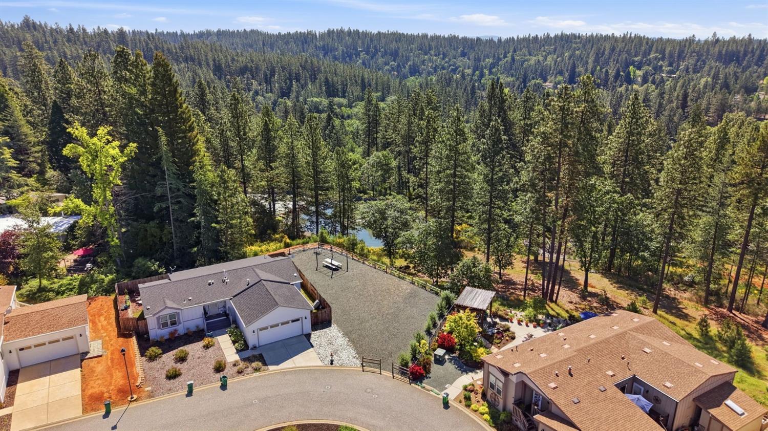 10168 Sawmill Loop Grass Valley, CA 95949 - Photo 45 of 52