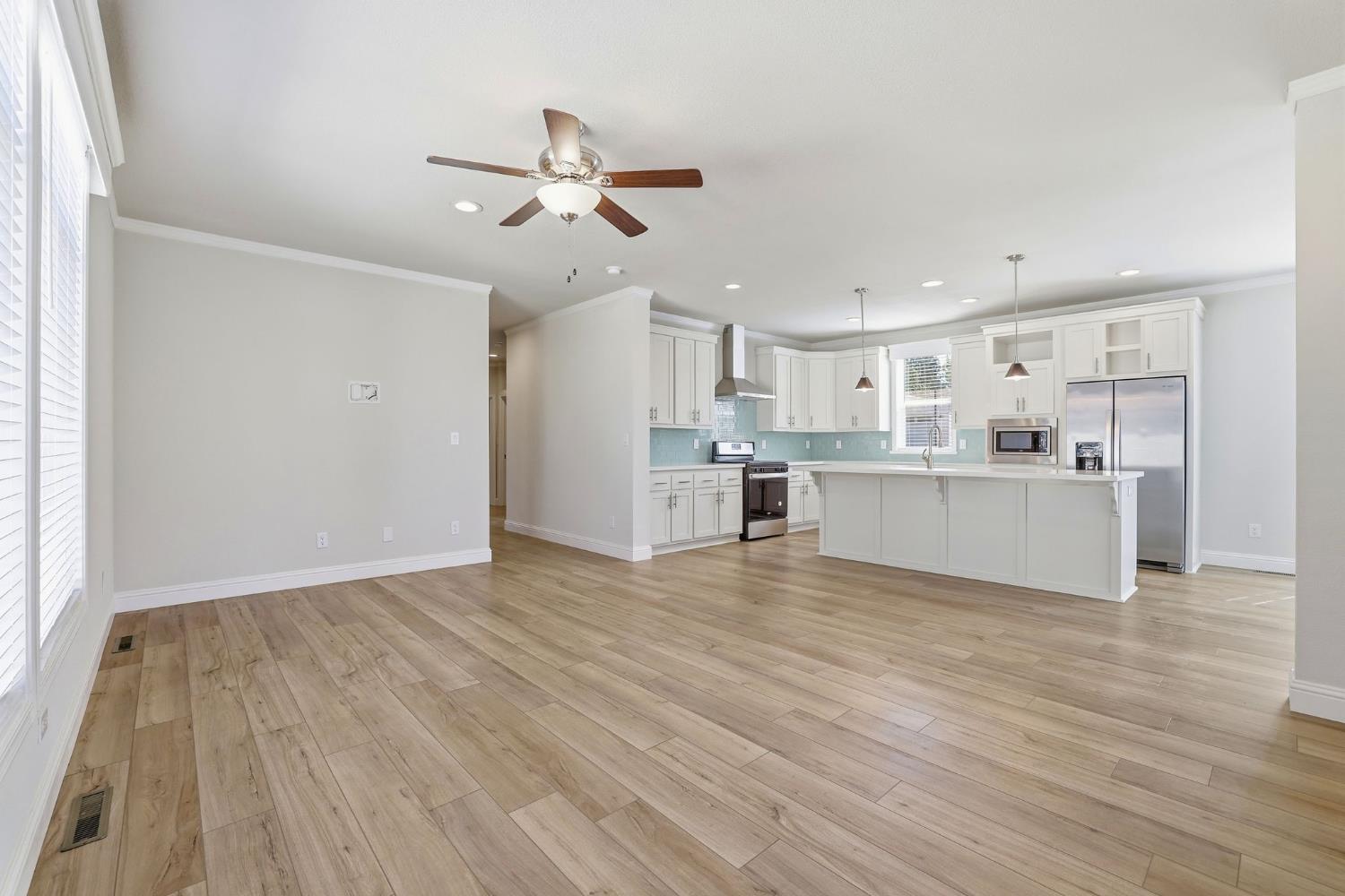 10168 Sawmill Loop Grass Valley, CA 95949 - Photo 5 of 52