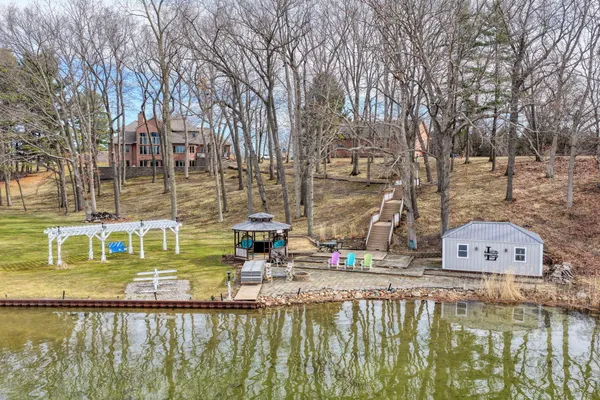$1,950,000 | 1725 Hemlock Road, Quincy, MI 49082