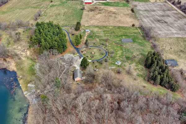 $1,950,000 | 1725 Hemlock Road, Quincy, MI 49082