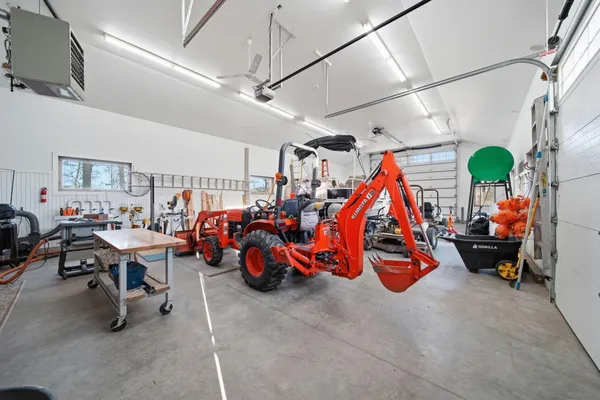 $1,950,000 | 1725 Hemlock Road, Quincy, MI 49082