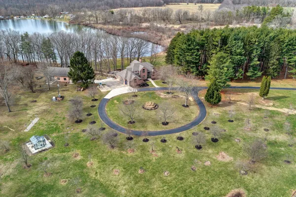 $1,950,000 | 1725 Hemlock Road, Quincy, MI 49082