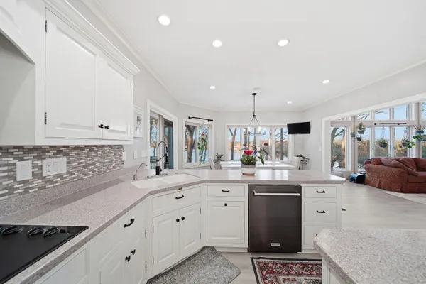 $1,950,000 | 1725 Hemlock Road, Quincy, MI 49082