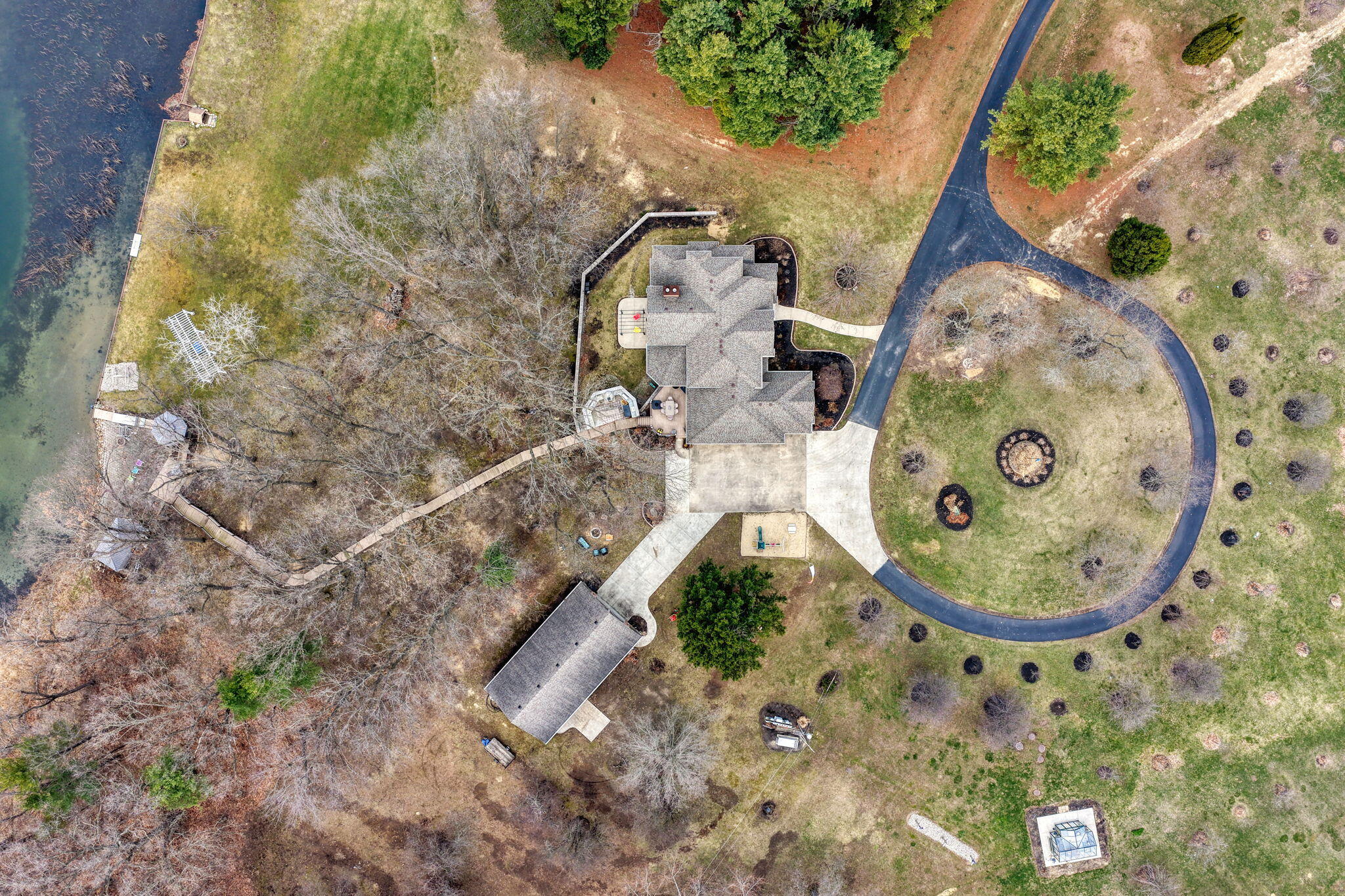 1725 Hemlock Road Quincy, MI 49082 - Photo 4 of 128 135-web-or-mls-DJI_20260314115604_0146_D