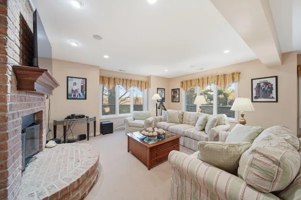 $1,950,000 | 1725 Hemlock Road, Quincy, MI 49082