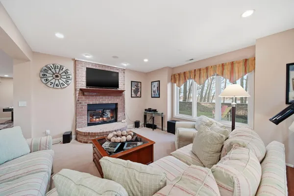 $1,950,000 | 1725 Hemlock Road, Quincy, MI 49082