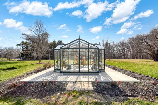 $1,950,000 | 1725 Hemlock Road, Quincy, MI 49082