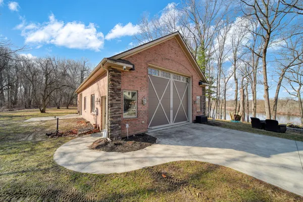 $1,950,000 | 1725 Hemlock Road, Quincy, MI 49082