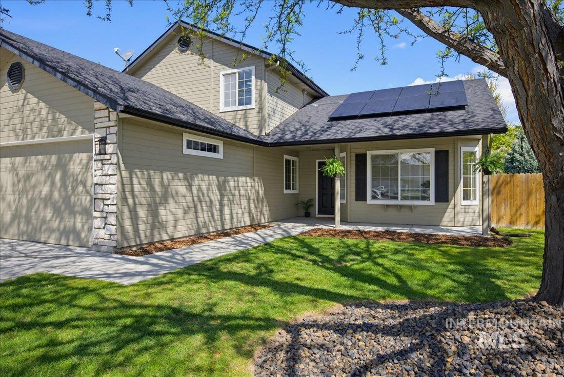 2060 East Redwick Court Meridian, ID 83646 - Photo 2 of 25