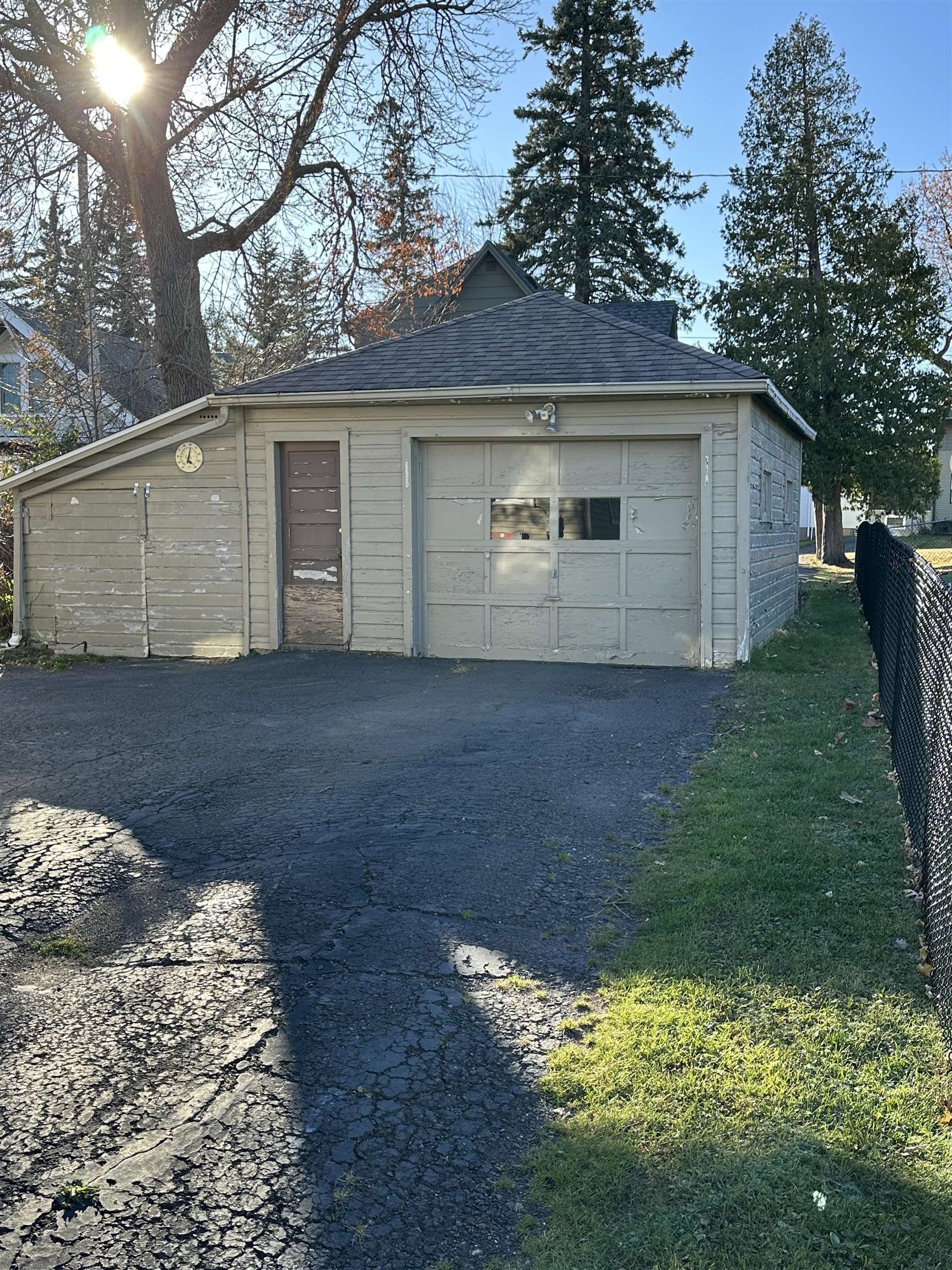 21 South 55th Avenue East Duluth, MN 55804 - Photo 2 of 24