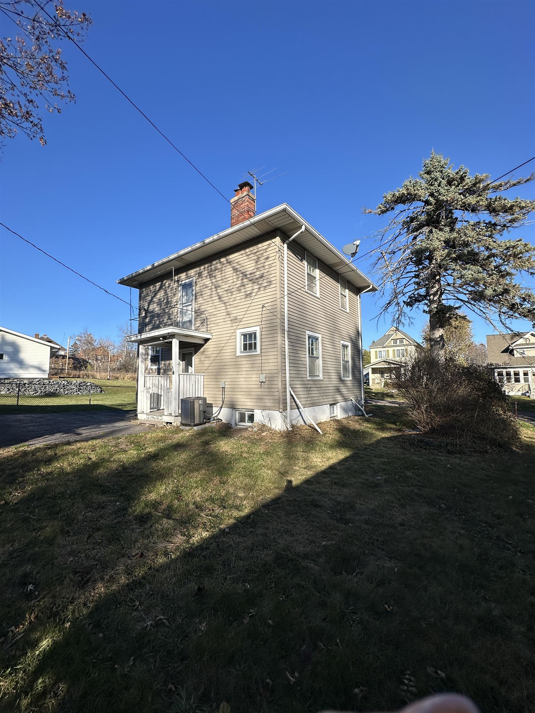 21 South 55th Avenue East Duluth, MN 55804 - Photo 4 of 24