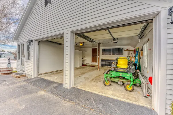 $435,000 | 166 Bethlehem Road, Littleton, NH 03561