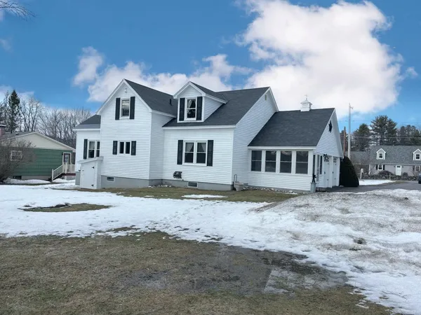 $435,000 | 166 Bethlehem Road, Littleton, NH 03561