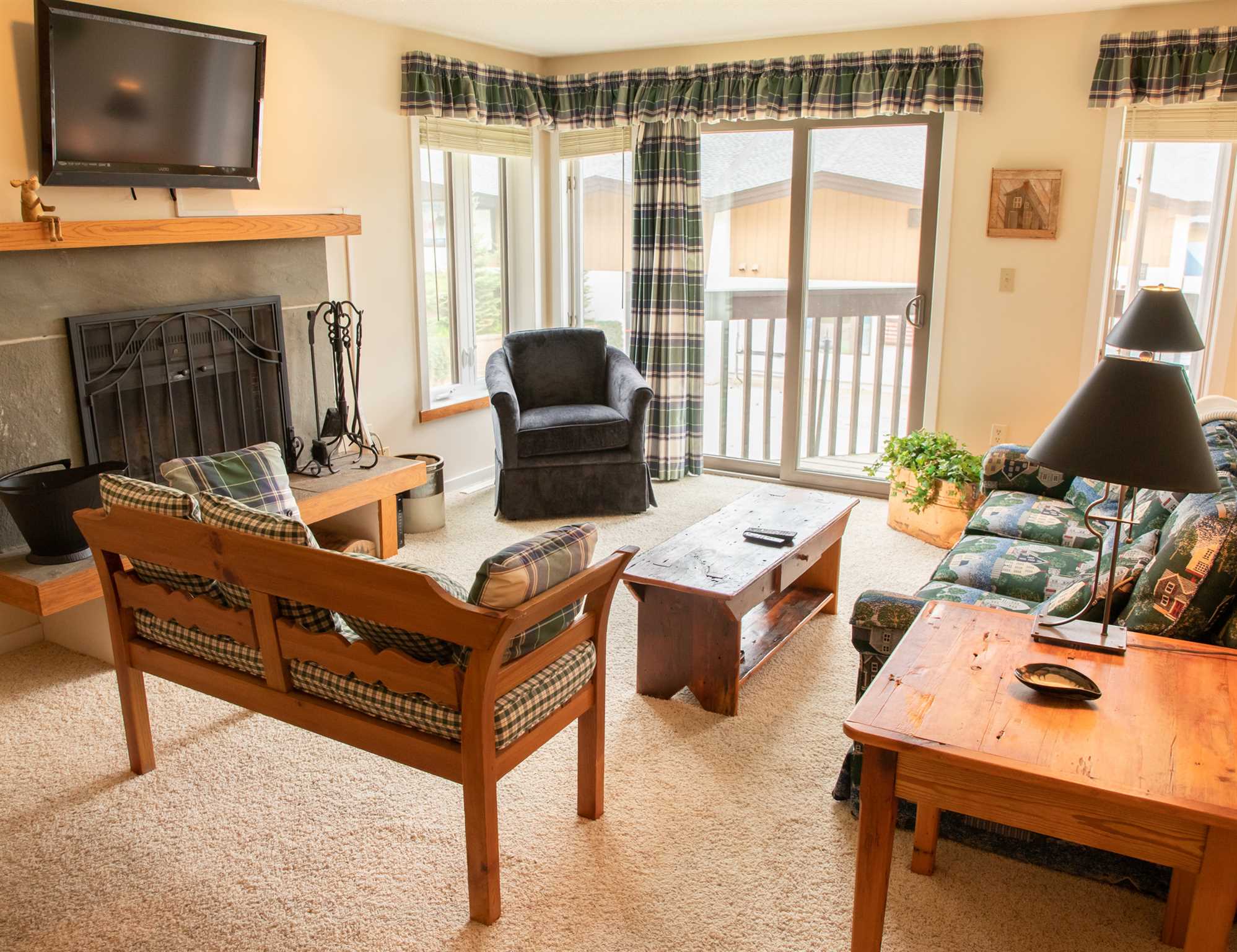 318 Okemo Mountain Road, Unit A207 Ludlow, VT 05149 - Photo 3 of 26 Gallery Image 3
