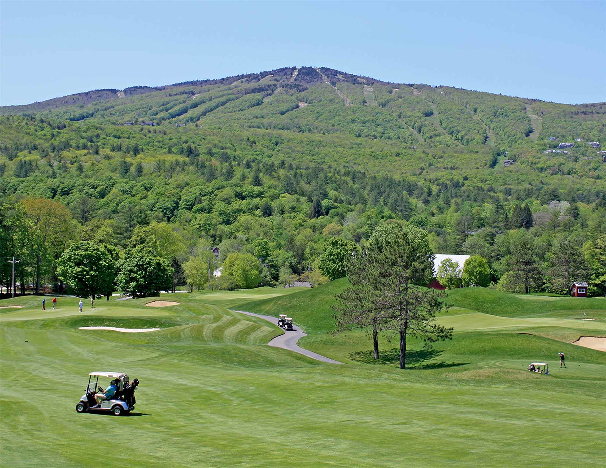 318 Okemo Mountain Road, Unit A207 Ludlow, VT 05149 - Photo 23 of 26 Gallery Image 23