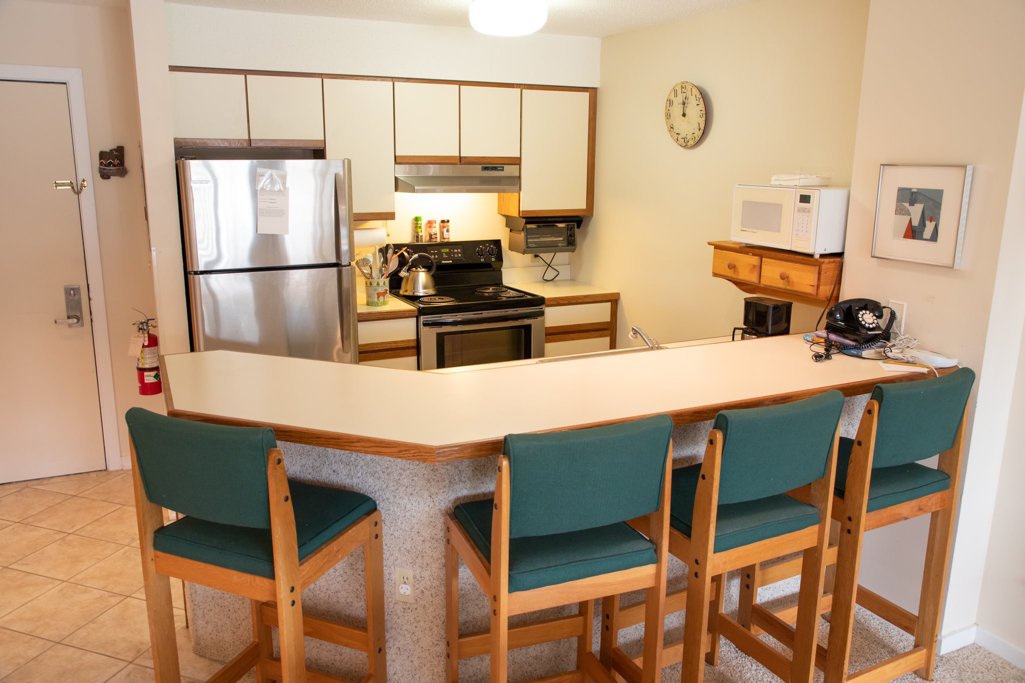 318 Okemo Mountain Road, Unit A207 Ludlow, VT 05149 - Photo 4 of 26 Gallery Image 4
