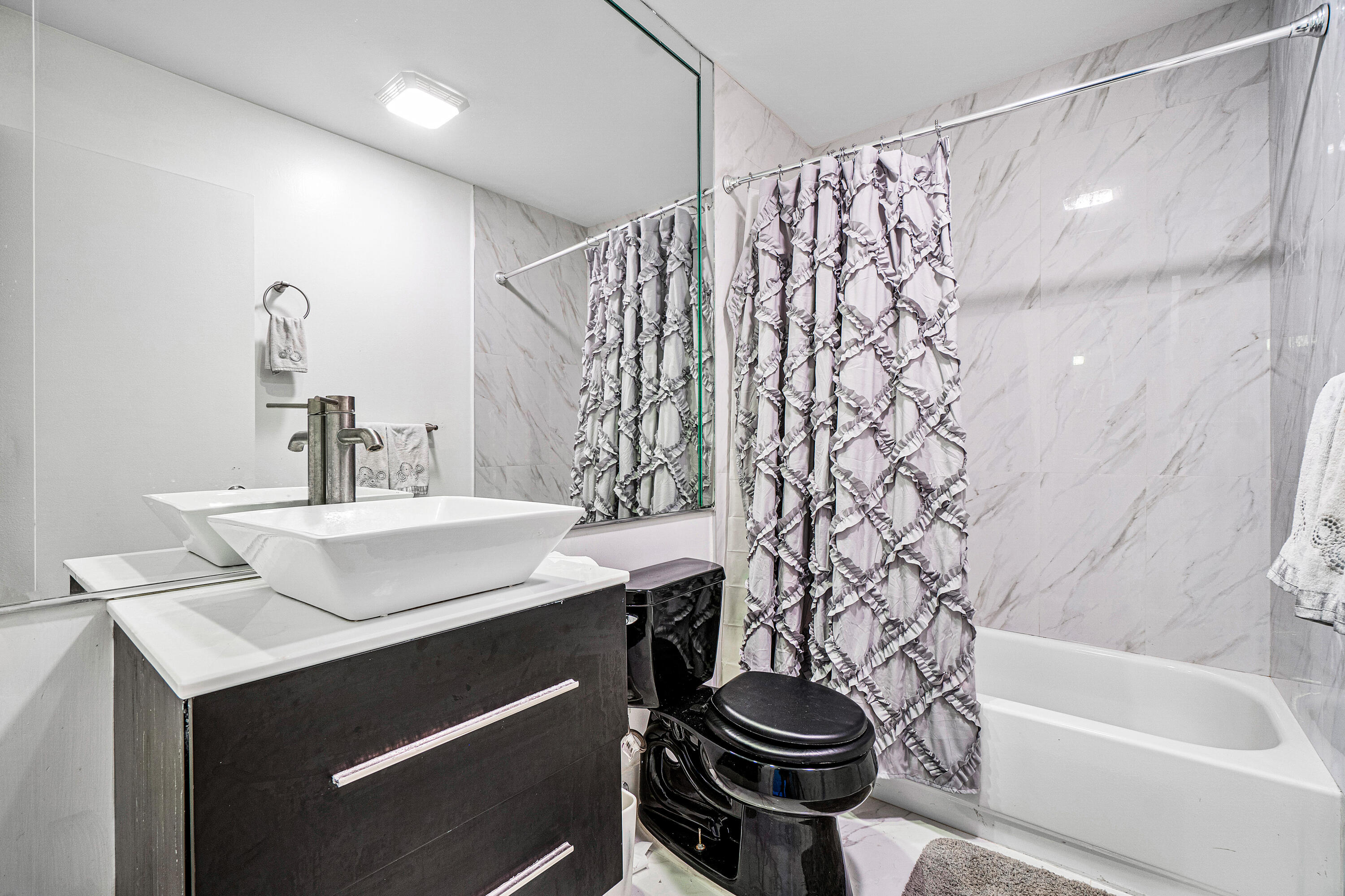 6117 Old Court Road, Unit 235 Boca Raton, FL 33433 - Photo 20 of 34 020-6117OldCourtRoad-BocaRaton-FL-33433-