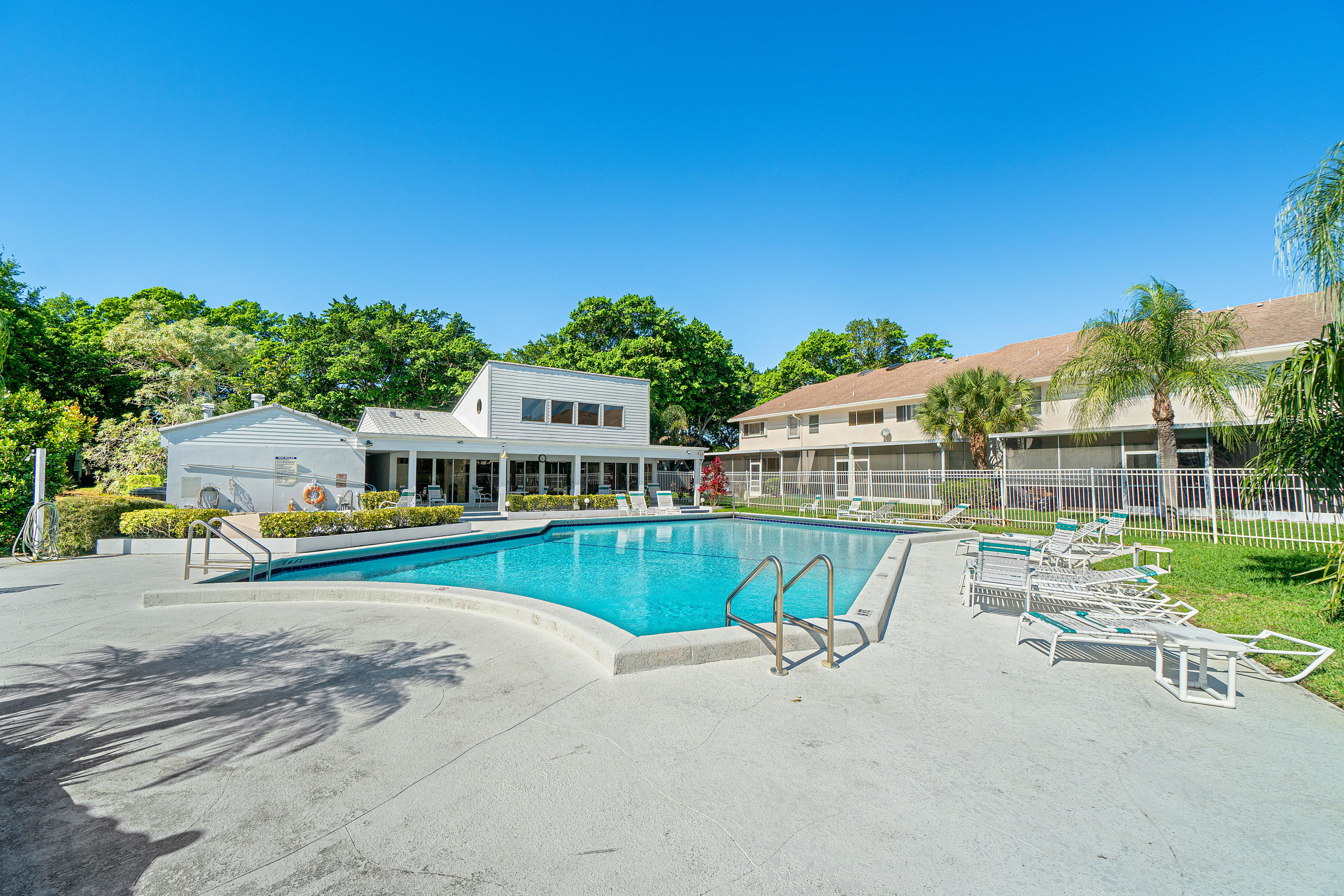 6117 Old Court Road, Unit 235 Boca Raton, FL 33433 - Photo 33 of 34 034-6117OldCourtRoad-BocaRaton-FL-33433-