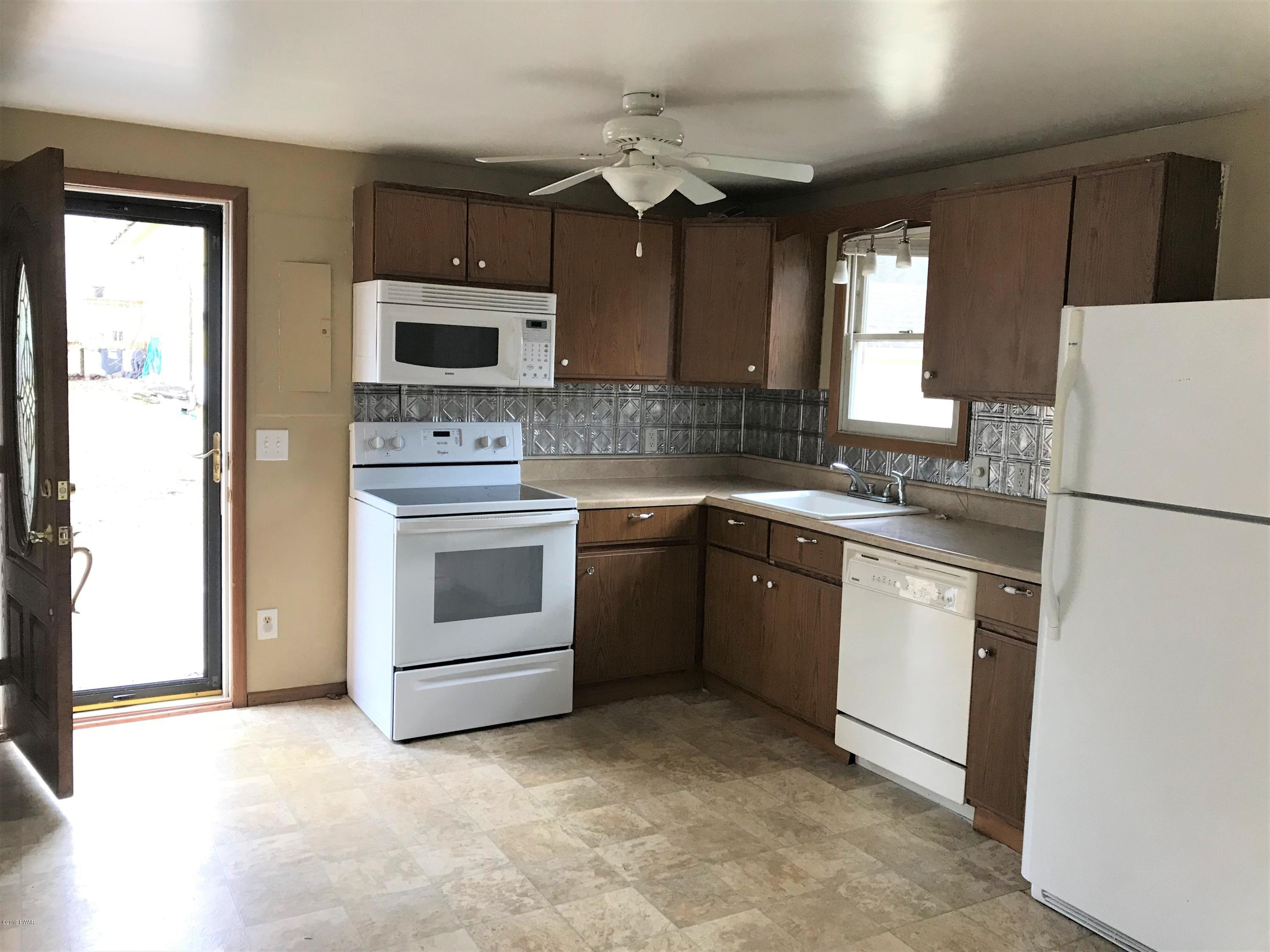 116 Keystone Drive Dingmans Ferry, PA 18328 - Photo 8 of 22