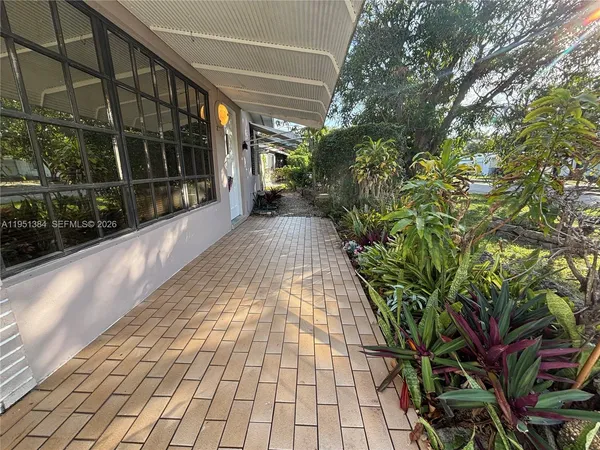 $2,800 | 2510 Northeast 9th Terrace, Pompano Beach, FL 33064