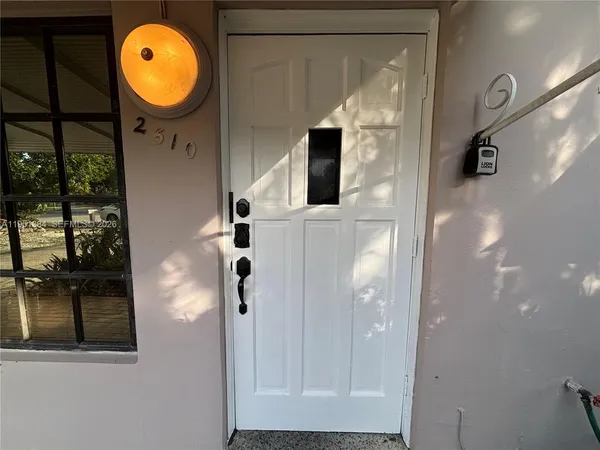 $2,800 | 2510 Northeast 9th Terrace, Pompano Beach, FL 33064