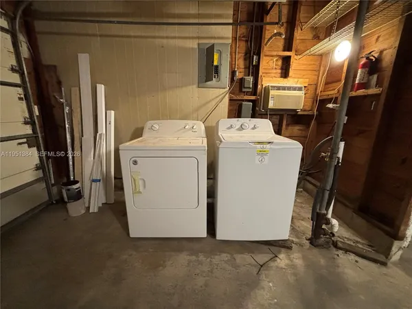 $2,800 | 2510 Northeast 9th Terrace, Pompano Beach, FL 33064