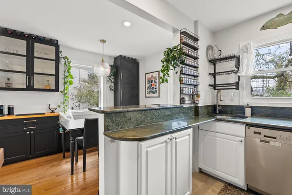 $759,000 | 1214 Franklin Street, Alexandria, VA 22314