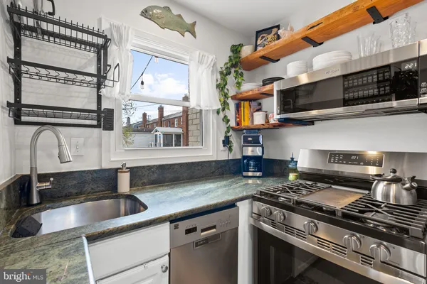 $759,000 | 1214 Franklin Street, Alexandria, VA 22314