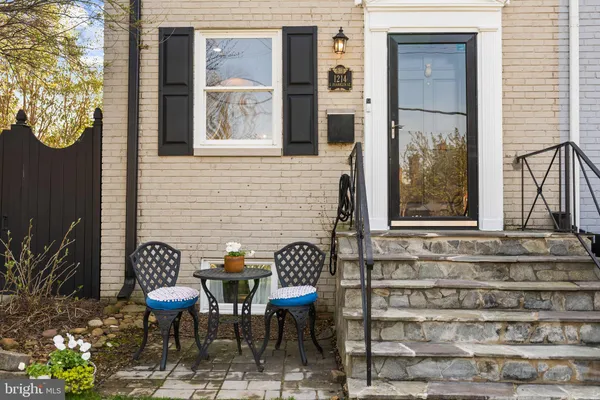 $759,000 | 1214 Franklin Street, Alexandria, VA 22314