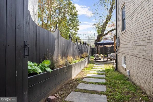 $759,000 | 1214 Franklin Street, Alexandria, VA 22314