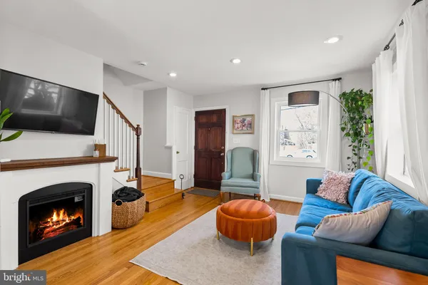$759,000 | 1214 Franklin Street, Alexandria, VA 22314