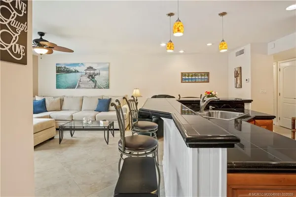 $285,000 | 1800 Southeast St Lucie Boulevard, Unit 9105, Stuart, FL 34996