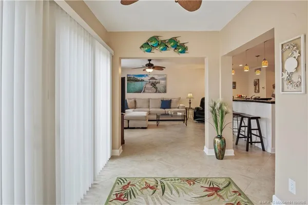 $285,000 | 1800 Southeast St Lucie Boulevard, Unit 9105, Stuart, FL 34996