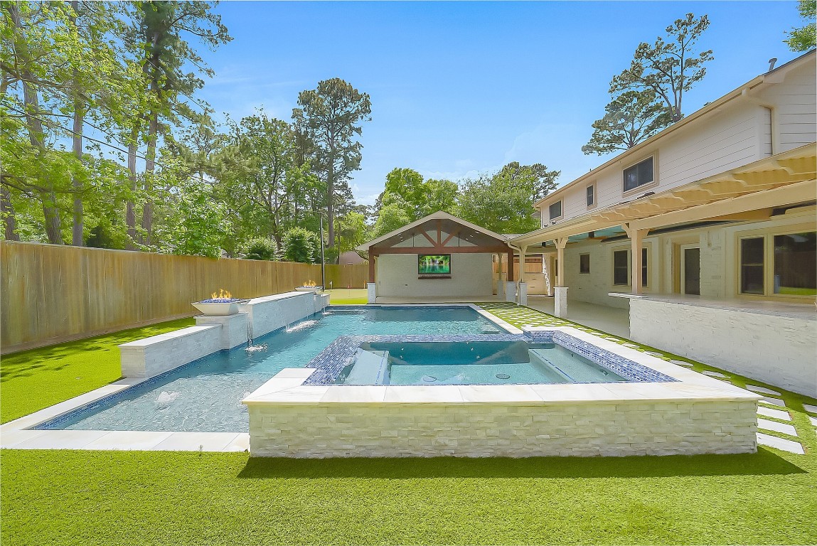 9519 Oxted Lane Spring, TX 77379 - Photo 26 of 37