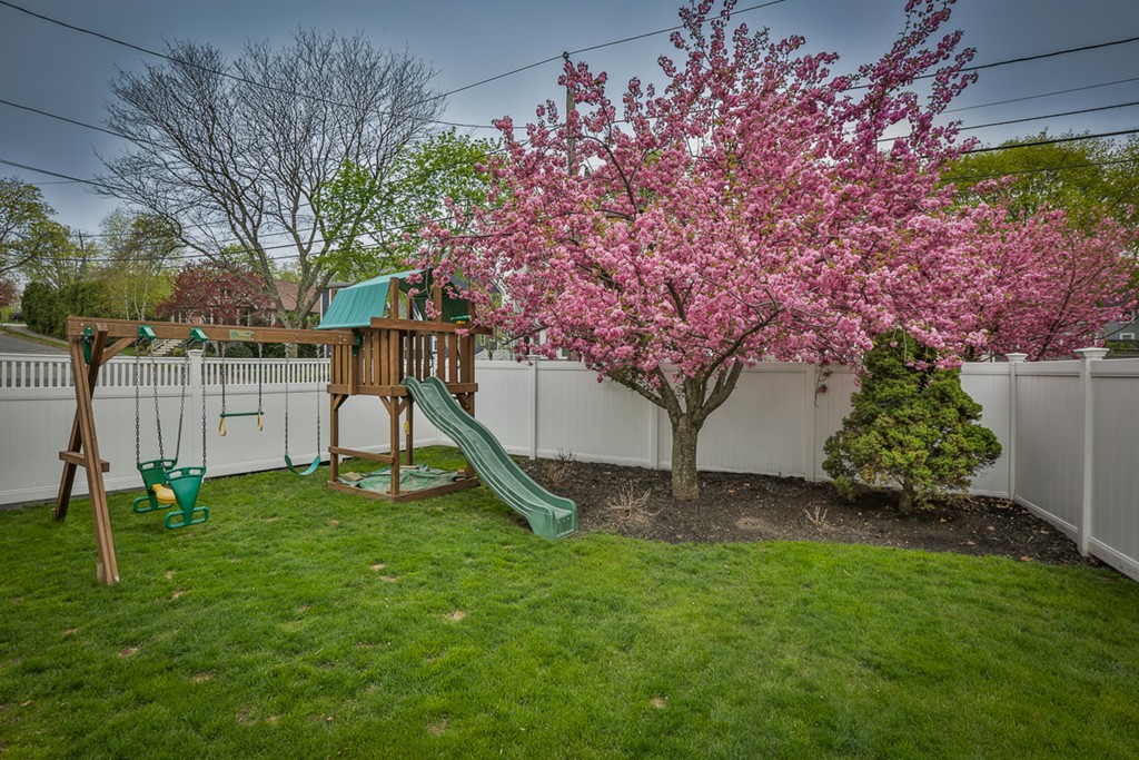 4 Howe Street Milton, MA 02186 - Photo 24 of 25 Gallery Image 24