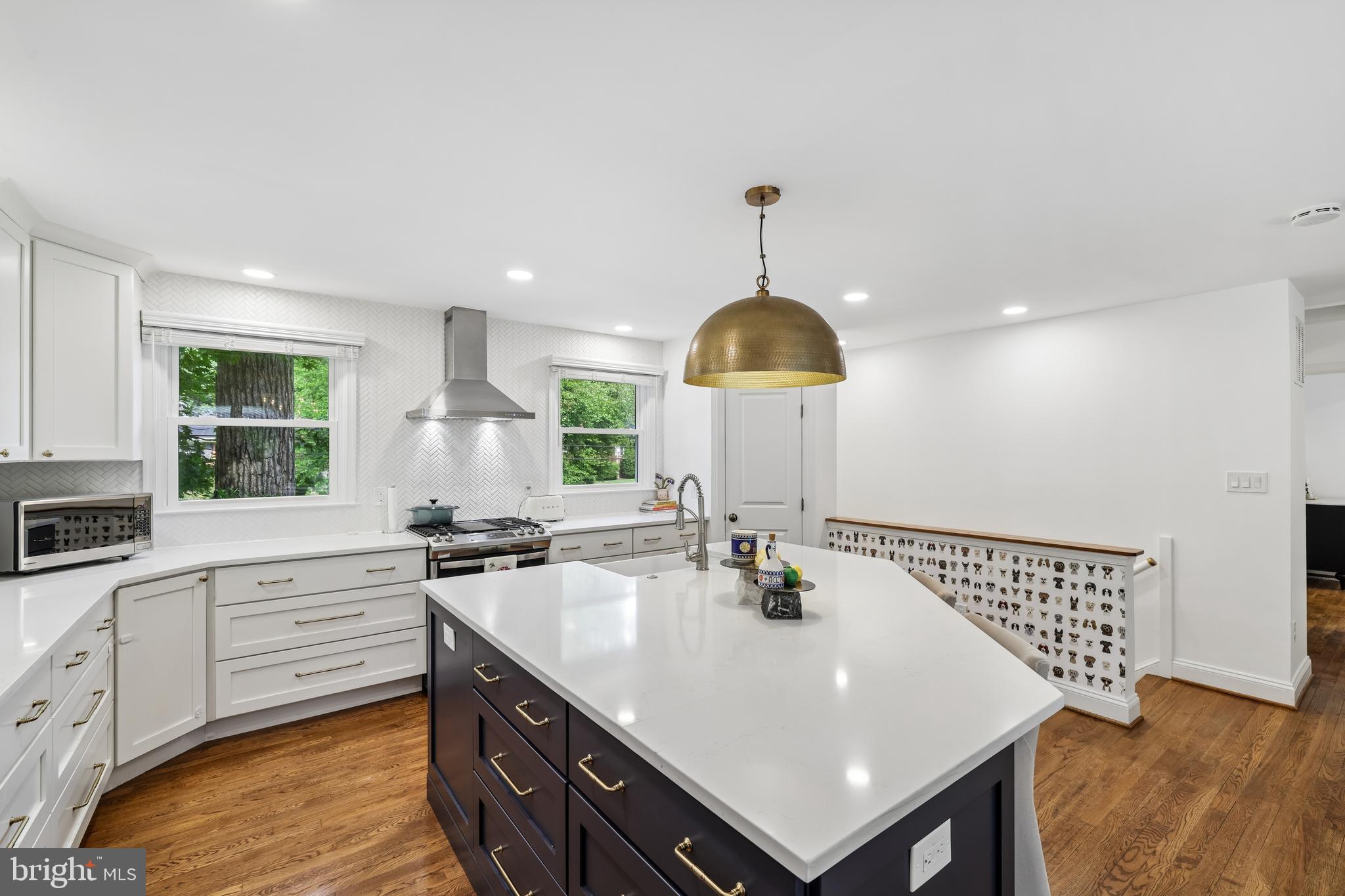 11214 Dewey Road Kensington, MD 20895 - Photo 17 of 57 Kitchen
