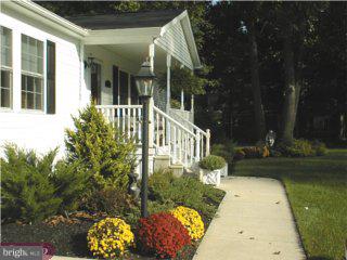 31 Cranberry Drive Cream Ridge, NJ 08514 - Photo 2 of 2