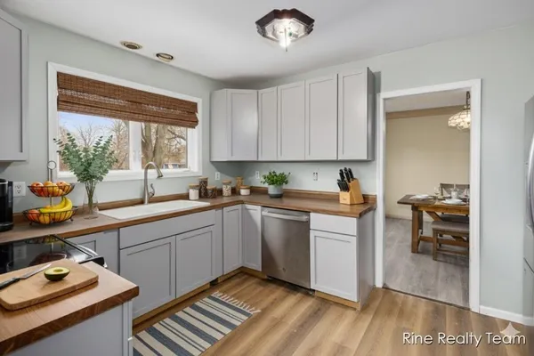 $157,400 | 136 East Avenue North, Battle Creek, MI 49017