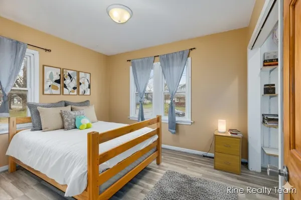 $157,400 | 136 East Avenue North, Battle Creek, MI 49017