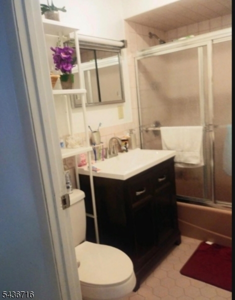 948 Kilsyth Road Elizabeth, NJ 07208 - Photo 2 of 6