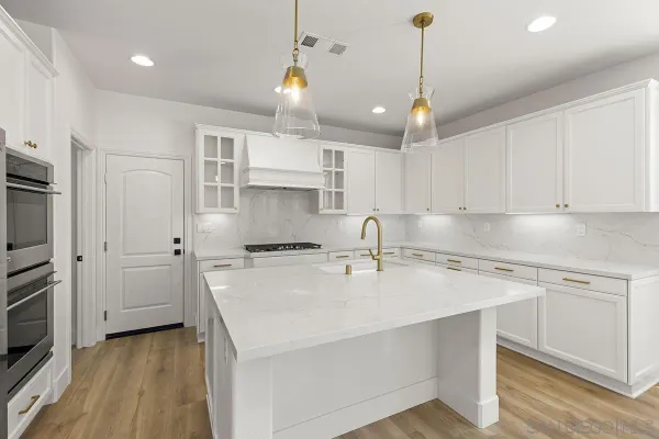 $7,500 | 6338 Huntington Drive, Carlsbad, CA 92009