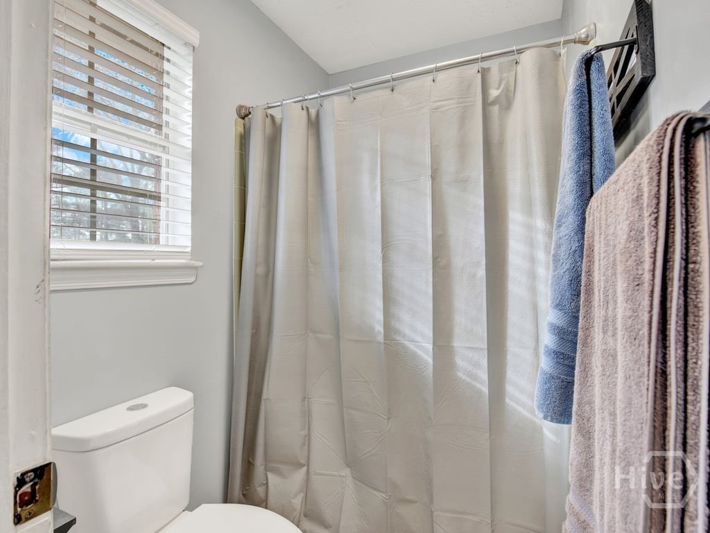 125 Westwood Drive Rincon, GA 31326 - Photo 28 of 37 Master shower