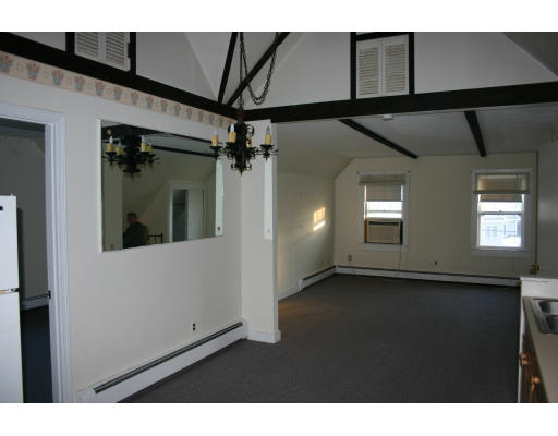 435-437 Trapelo Road Belmont, MA 02478 - Photo 17 of 20 Gallery Image 17