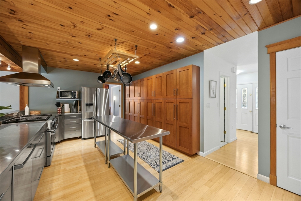 67 Powder Mill Road Sudbury, MA 01776 - Photo 9 of 42 Gallery Image 9
