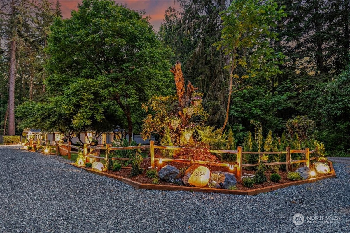 3424 Lake Langlois Road Northeast Carnation, WA 98014 - Photo 3 of 34 Gallery Image 3
